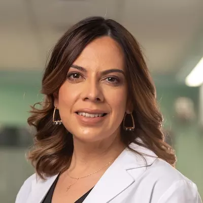 Dra. Alba Zuñiga Pérez - Especialista en Cirugía General - Hospital Clínica Bíblica