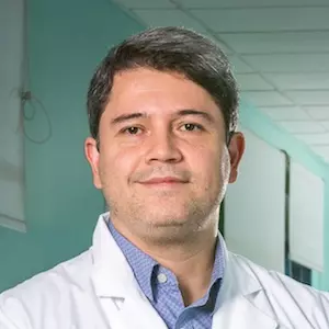 Dr. Edgar Jiménez Masís - Especialista en Neurocirugía - Hospital Clínica Bíblica