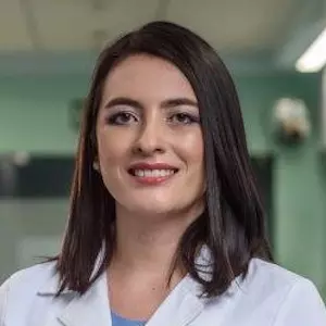 Dra. Fabiana Coghi Reyes - Especialista en patología - Hospital Clínica Bíblica