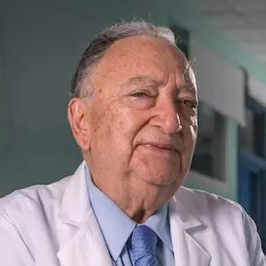 Dr. José Ricardo Vargas Brizuela - Especialista en Pediatría - Hospital Clínica Bíblica