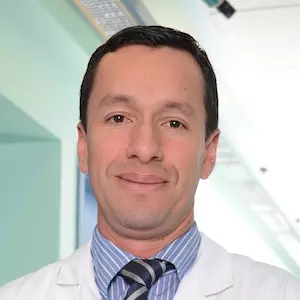 Dr. Juan Carlos Gutiérrez Hernández - Especialista en Glaucoma - Hospital Clínica Bíblica