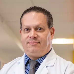 Dr. Miguel Mejía Rojas - Especialista en Neurocirugía - Hospital Clínica Bíblica