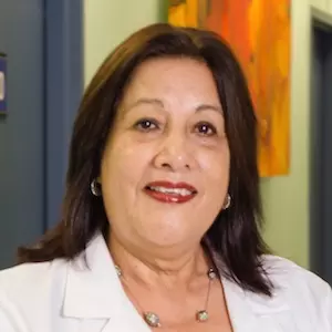 Dra. Rita Flores Astorga - Especialista en Psicología Clínica - Hospital Clínica Bíblica