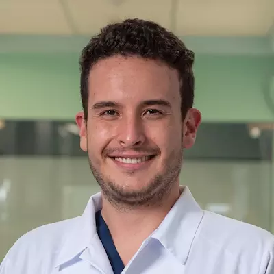 Dr. Sebastián Arguedas Chacón - Especialista en Farmacia - Hospital Clínica Bíblica