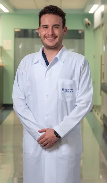 Dr. Sebastián Arguedas Chacón - Especialista en Farmacia - Hospital Clínica Bíblica