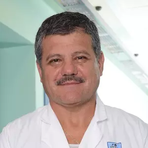 Dr. William Vargas Alpízar - Especialista en Coloproctología - Hospital Clínica Bíblica