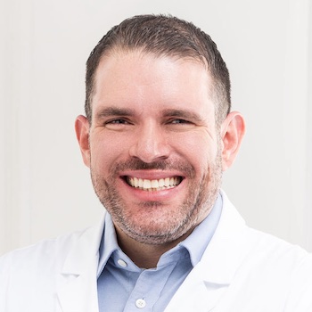 Dr. Alberto Guier Musmanni - Especialista en Neonatología - Hospital Clínica Bíblica