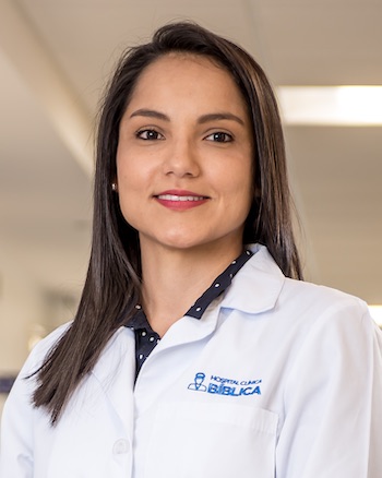 Dra. Carolina Jara Ramírez - Especialista en Medicina General - Hospital Clínica Bíblica