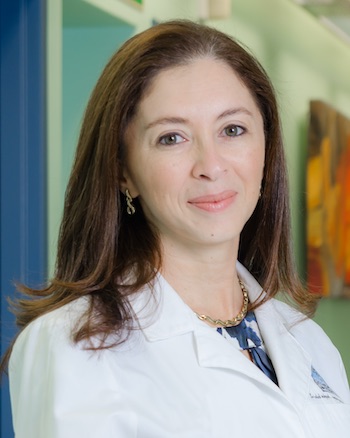 Dra. Dina Arrieta Vega - Especialista en Reumatología - Hospital Clínica Bíblica