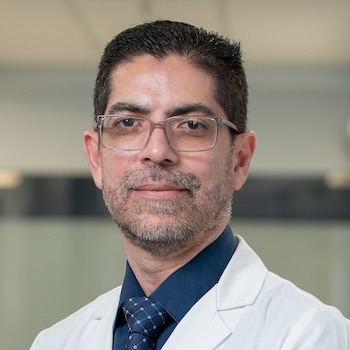 Dr. Gustavo Lazo Páez - Especialista en Inmunología Clínica - Hospital Clínica Bíblica