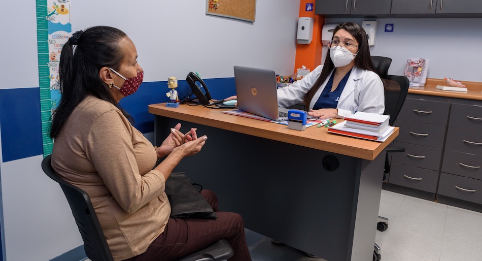 Dos mil mujeres en condición vulnerable podrán chequear su salud y prevenir el cáncer de cérvix