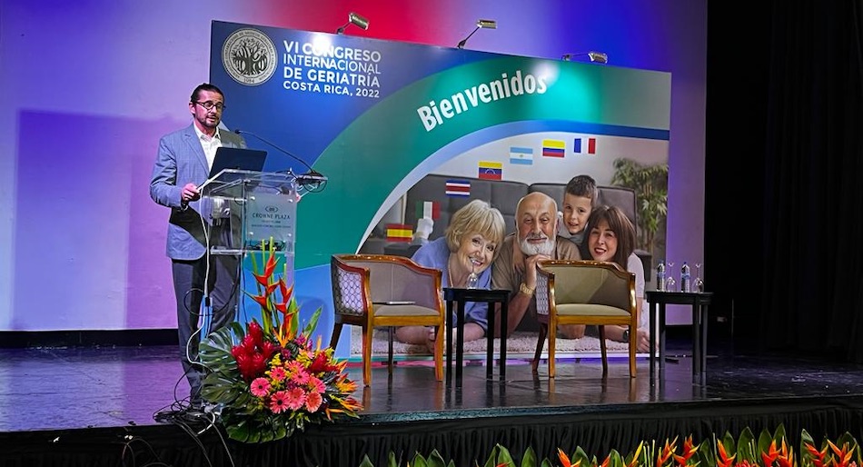 Médicos Especialistas del Hospital Clínica Bíblica presentes en el IV Congreso Internacional de Geriatría Costa Rica 2022