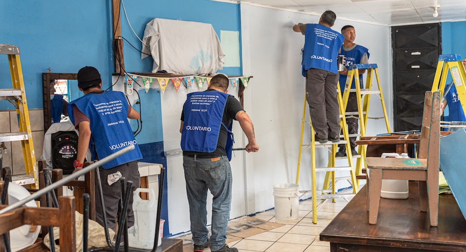 Guardería Rayito de Luz, en Río Azul recibió mejoras y pintura gracias al Hospital Clínica Bíblica